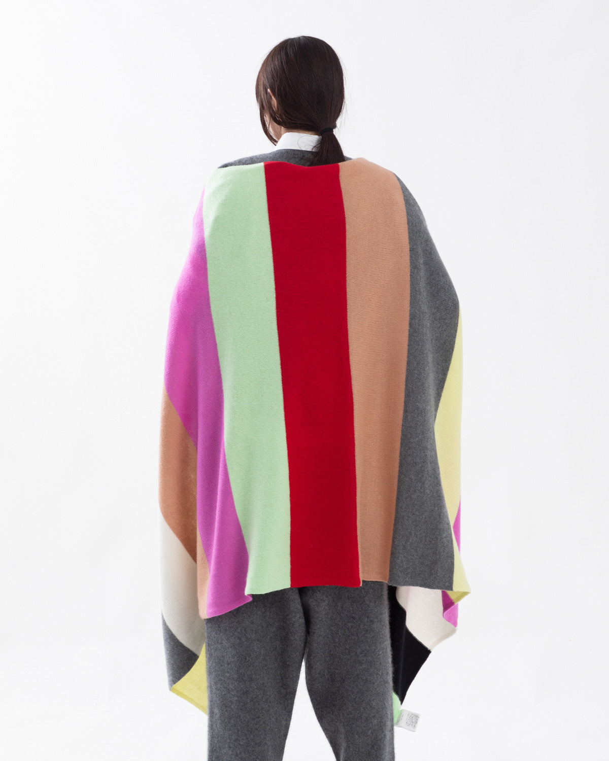 BODY WRAPPED STOLE