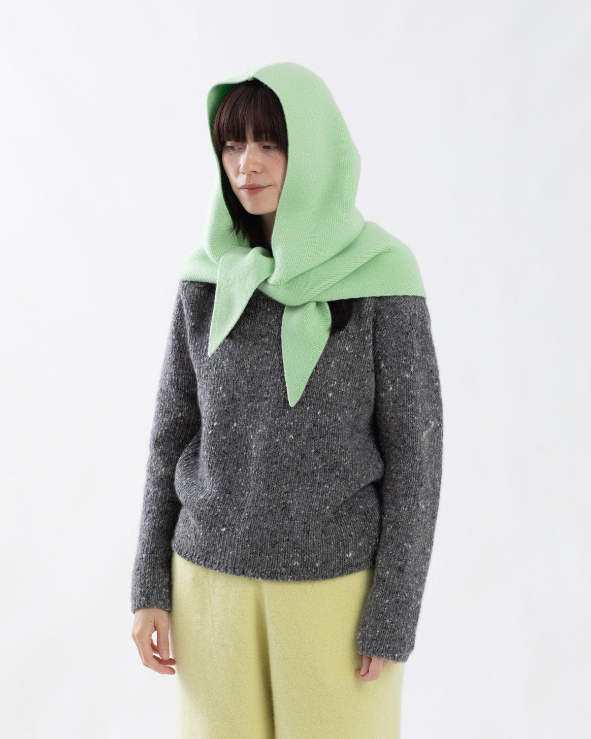 HOODED STOLE