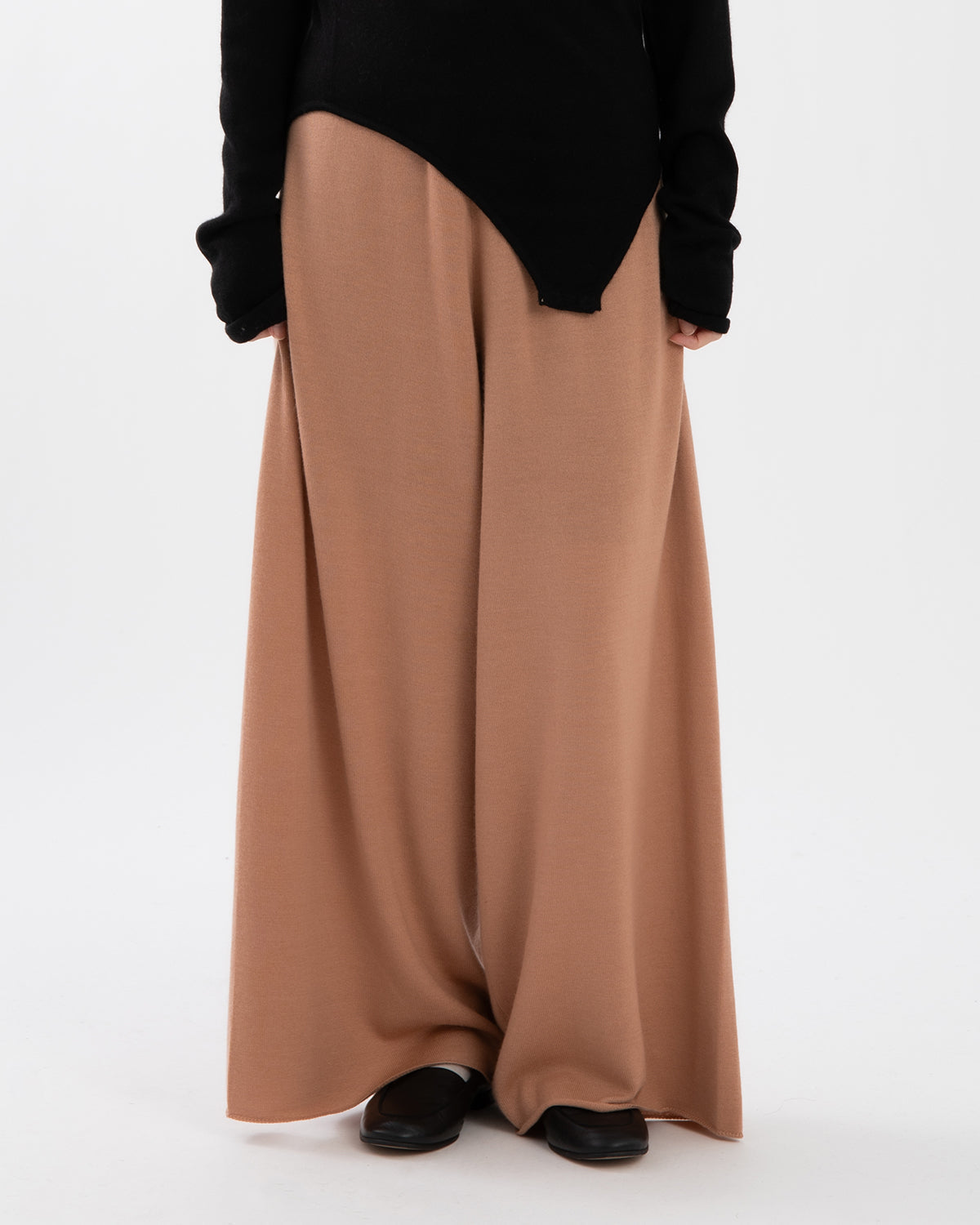 ULTRA WIDE PANTS