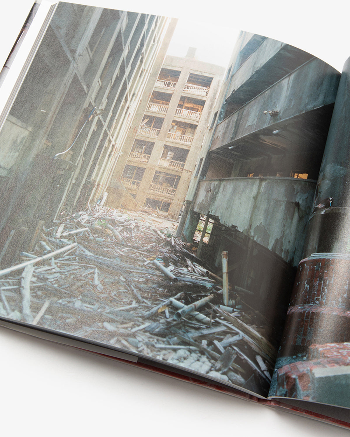 THE ISLAND GUNKANJIMA