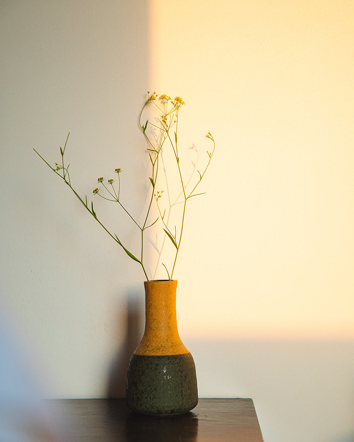 FLOWER VASE