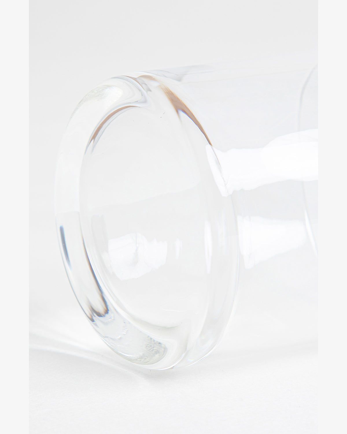 HEAT RESISTANT GLASS