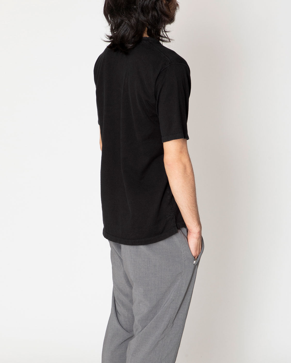 DWELLER S/S V NECK TEE COTTON JERSEY OVERDYED