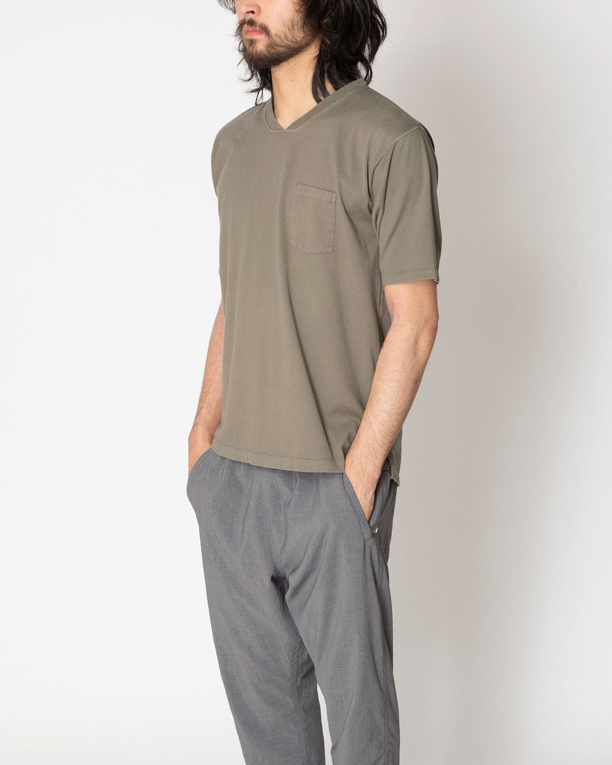 DWELLER S/S V NECK TEE COTTON JERSEY OVERDYED