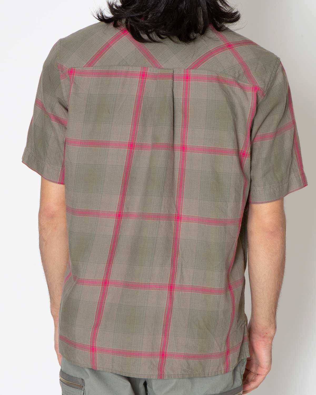 DWELLER STAND COLLAR PULLOVER S/S SHIRT C/P TWILL OMBRE PLAID