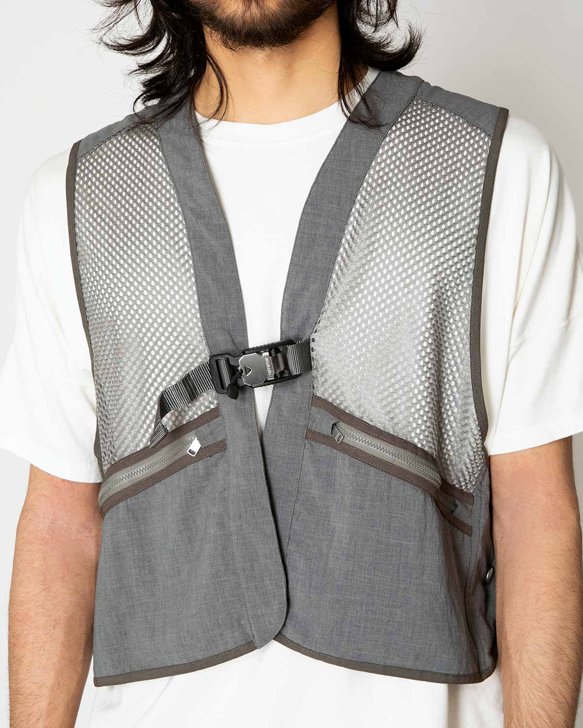 JOGGER VEST POLY MESH WITH FIDLOCK® BUCKLE