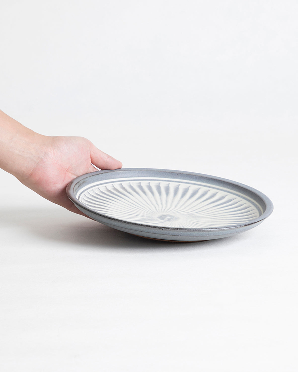 8 INCH FLAT PLATE MATTE