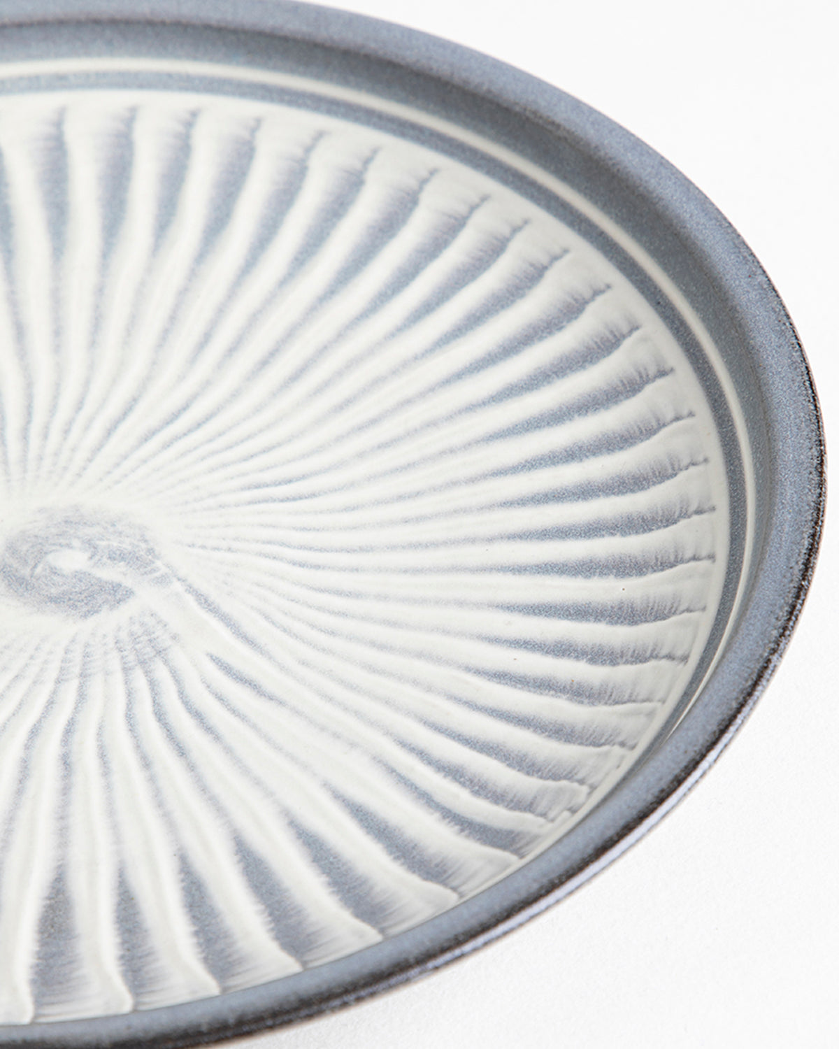 8 INCH FLAT PLATE MATTE