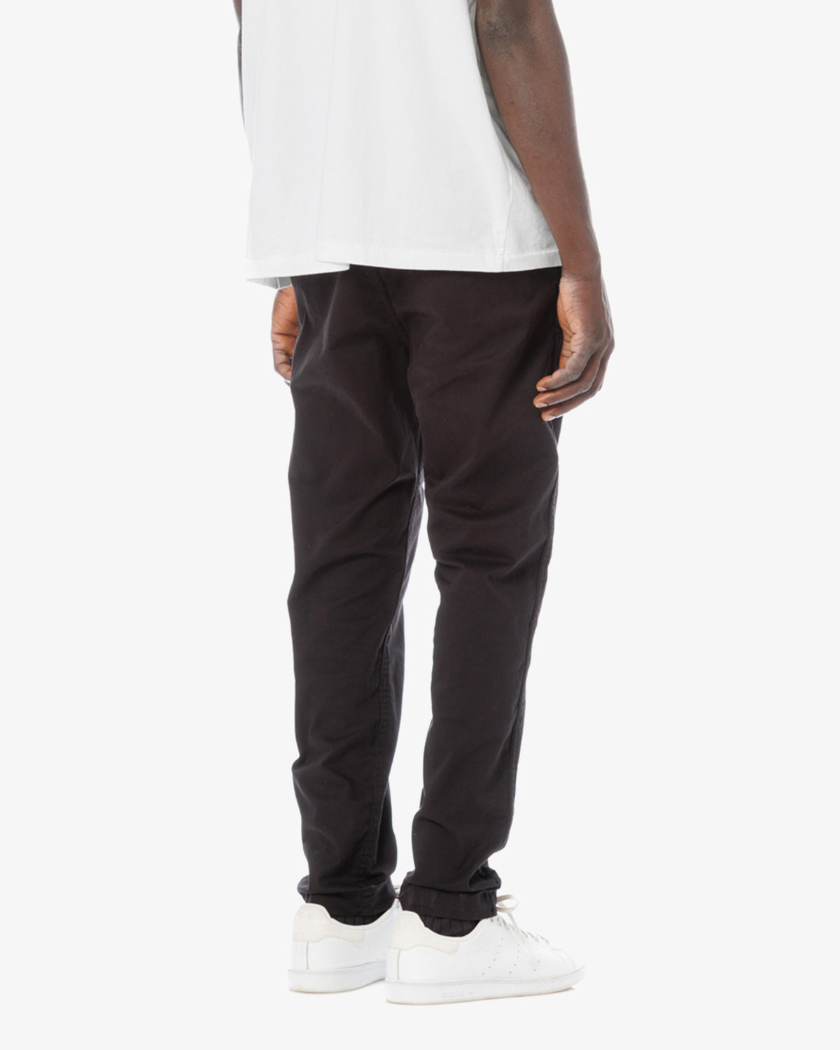 CHINO PANTS - STRETCH SLIM TAPERED