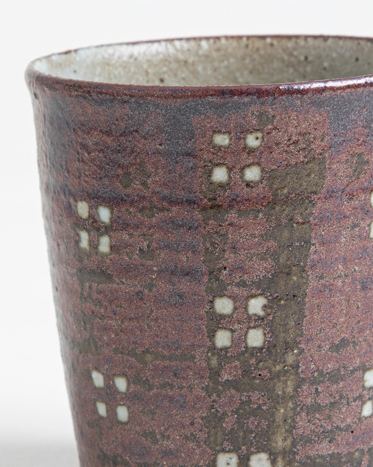 DOTTED TALL MUG